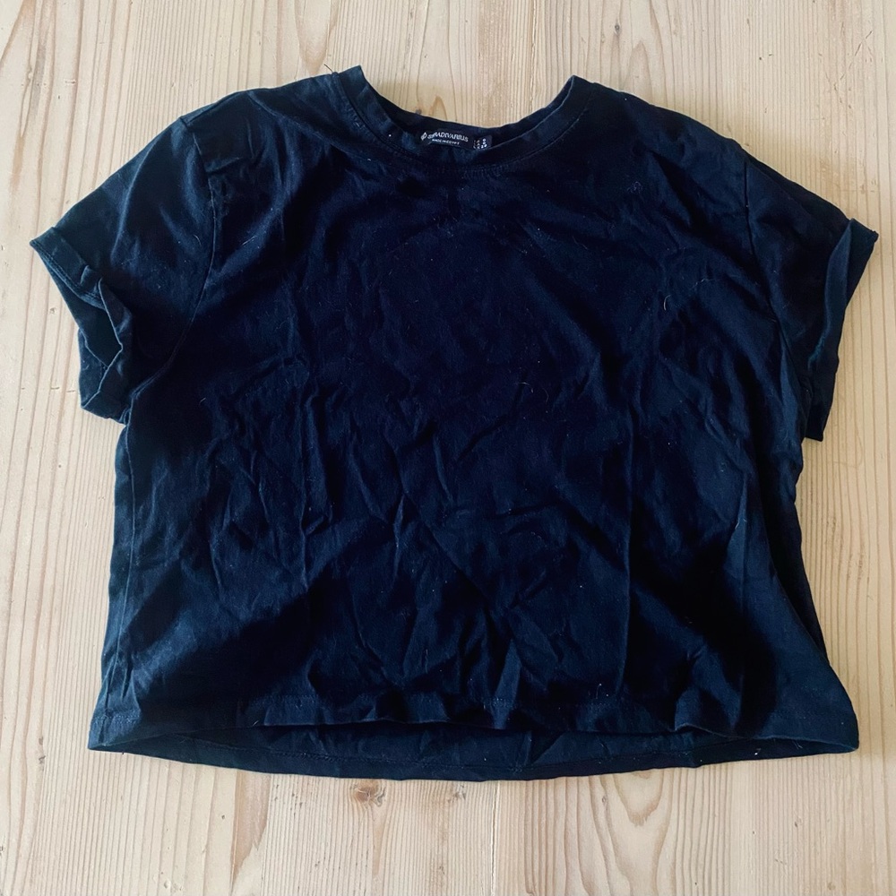 Simple black tee- worn once!